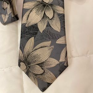 Hand-Tailored Blue-Gray Tie by Murano